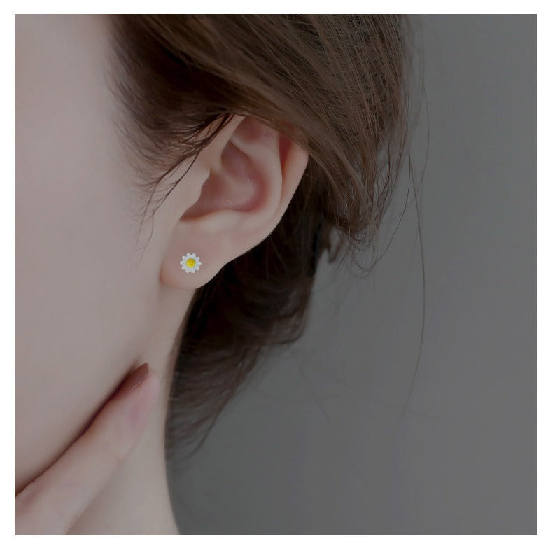 Temperamental Minority Exquisite Camellia Cherry Blossom Korean Stud Earrings