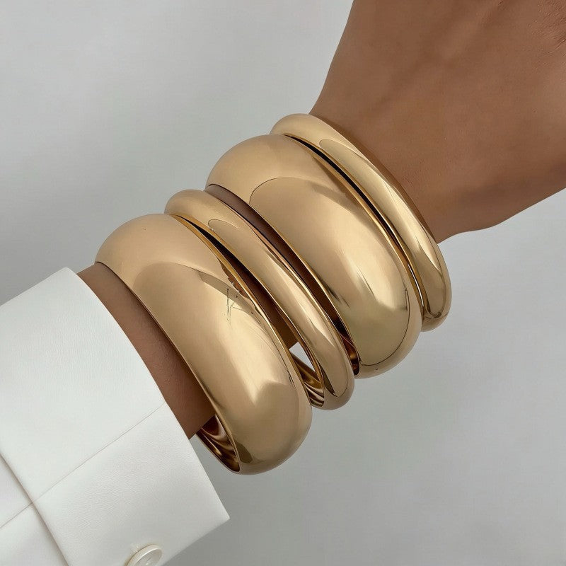 Trendy Exaggerated Metal Texture Glossy Female High Sense Niche Wide Bracelet