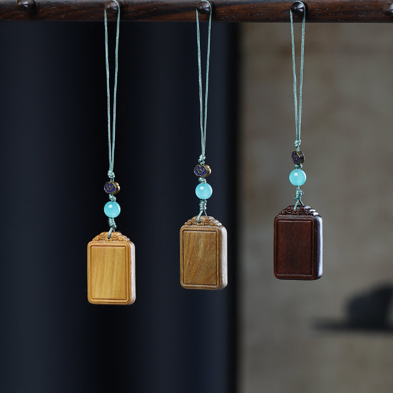 Green Sandalwood Carving Cute Animal Creative Bag Car Key Mobile Pendant
