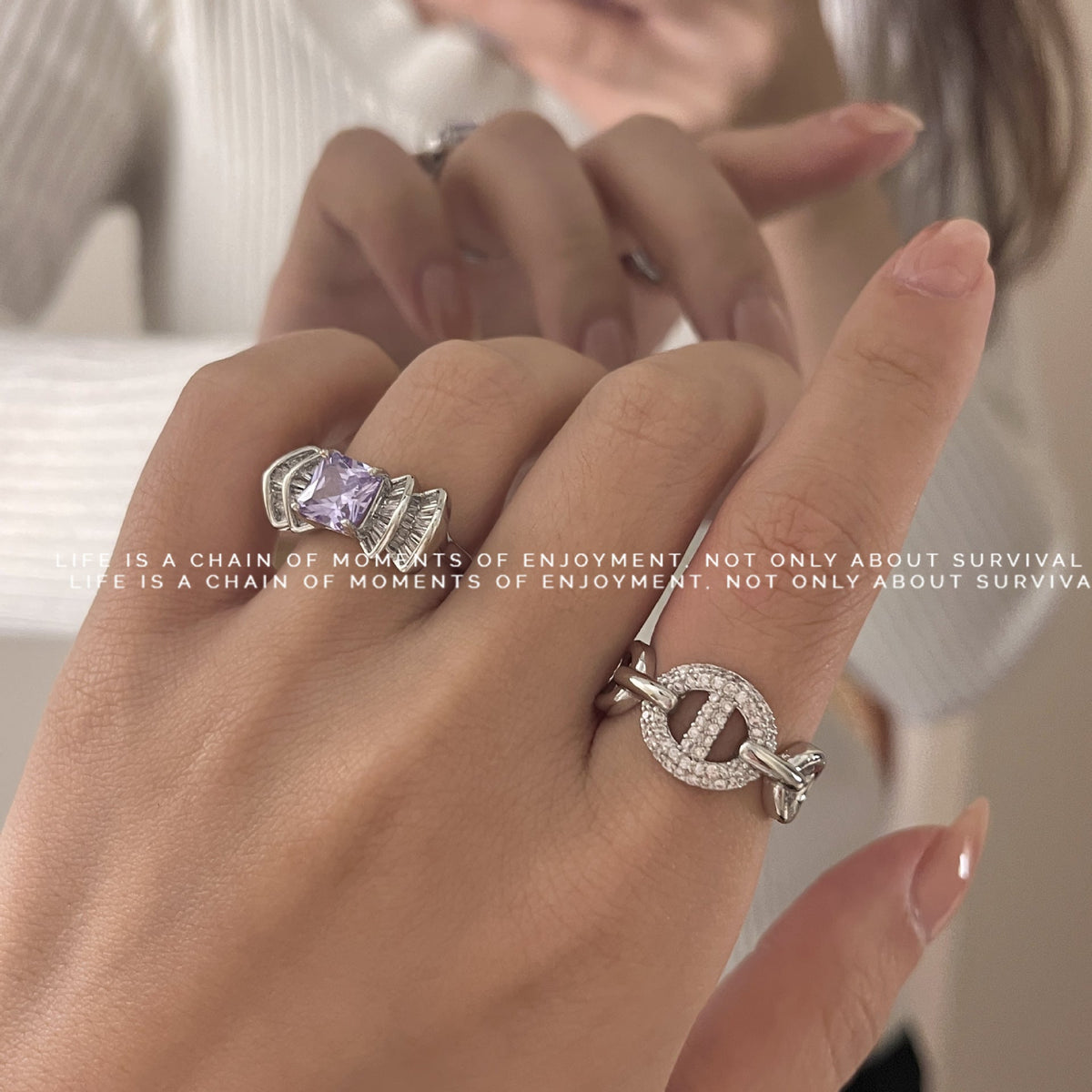 Plated Gold Inlaid Zirconium Pig Nose Wave Ring