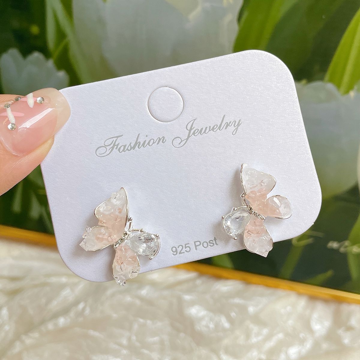 Women's Gradient Crystal Bow Sier Needle Light Luxury Pearl Butterfly Earrings