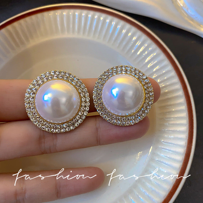 Women's High-grade Pearl Large French Style Retro Earrings