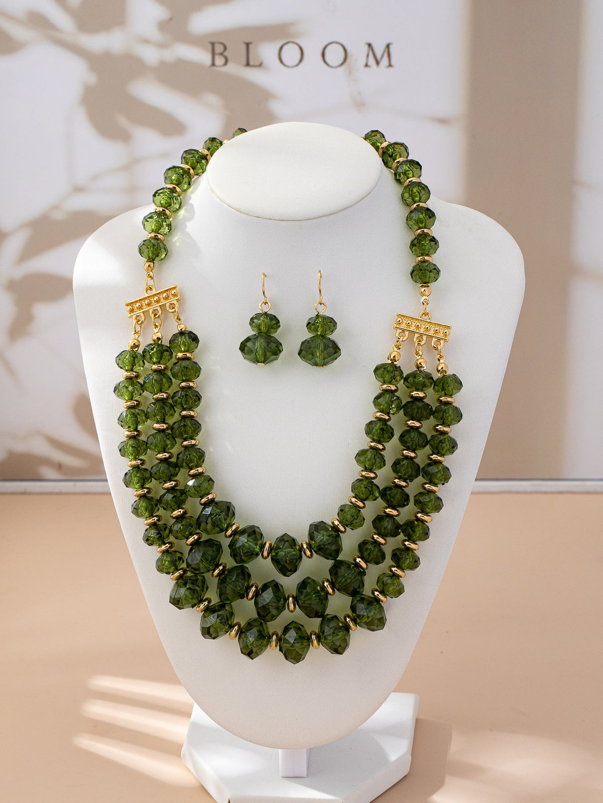 Women's Crystal Suite Retro Affordable Luxury Fashion Earrings