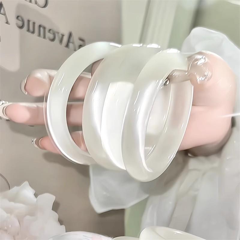 Moonlight Cat Eye Ice Transparent Lychee Jelly With Exquisite Bracelet