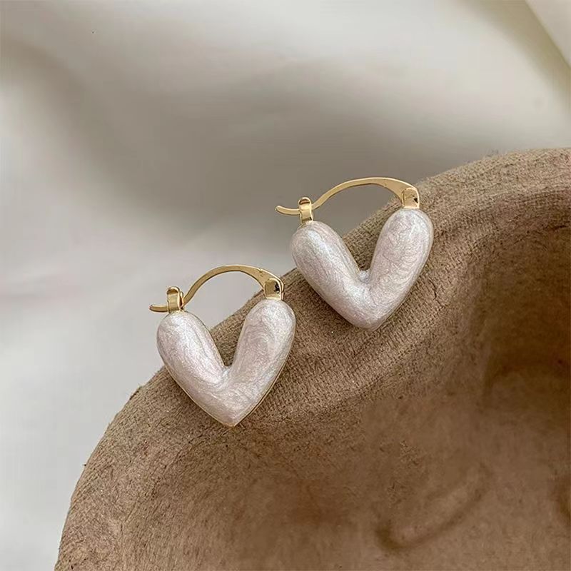 Glazed Love Heart Female French Senior Fashion Stud Earrings