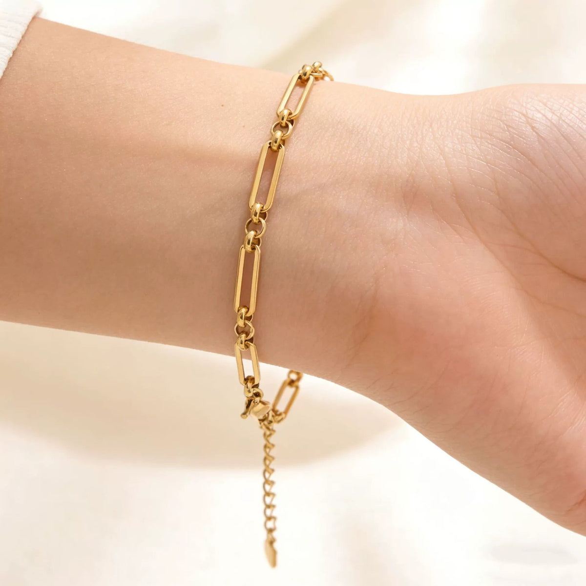 Women's Mei Chen Gold Simple Versatile Personality Affordable Luxury Bracelets