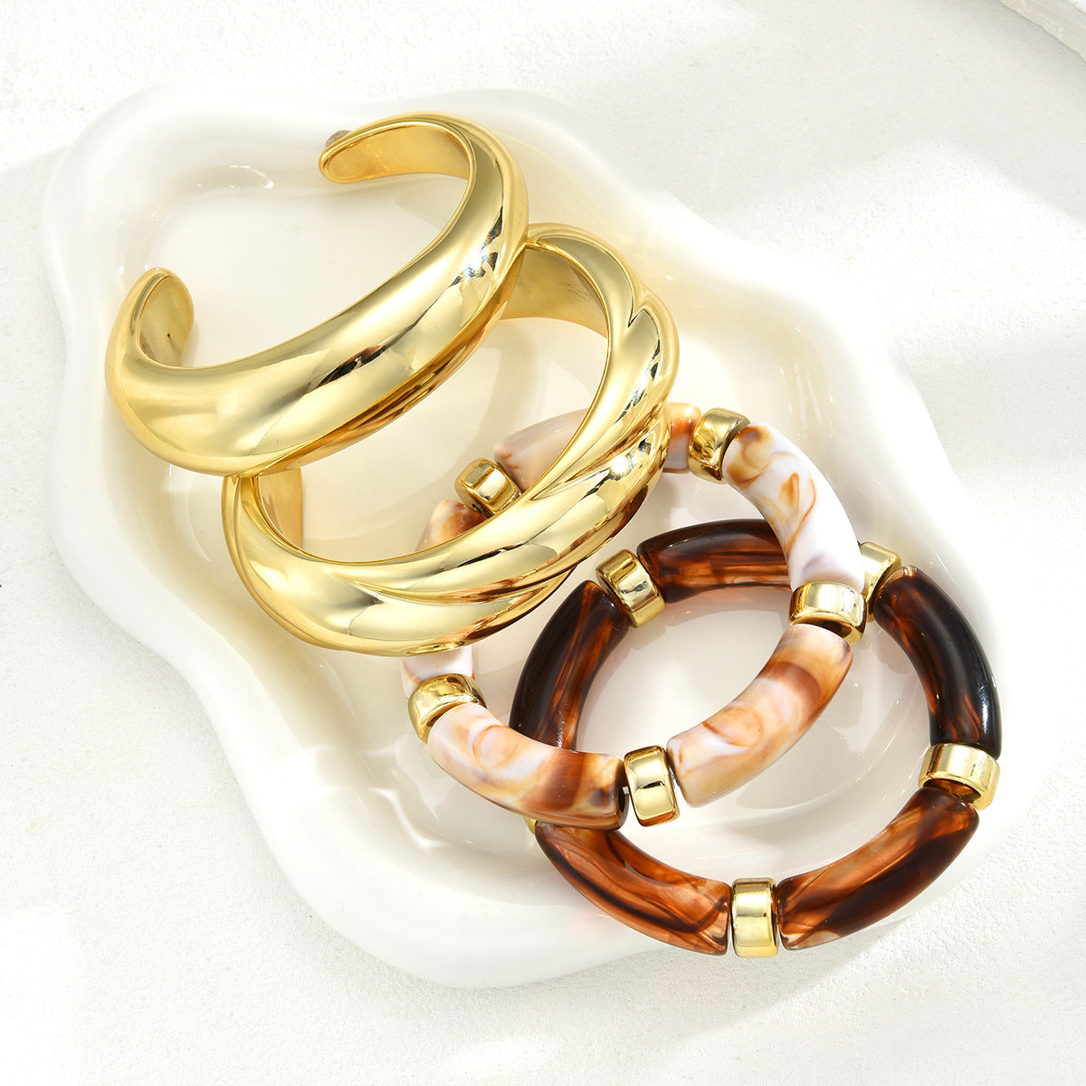 Wide Brim Open-ended Personalized Glossy Acrylic Suit Bracelet
