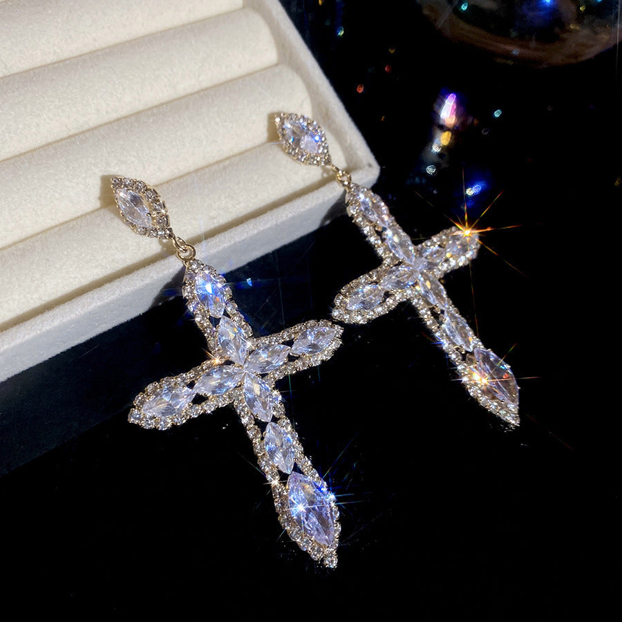 Sier Needle Zircon With Diamond Cross Personality Fashion Refined Grace Earrings