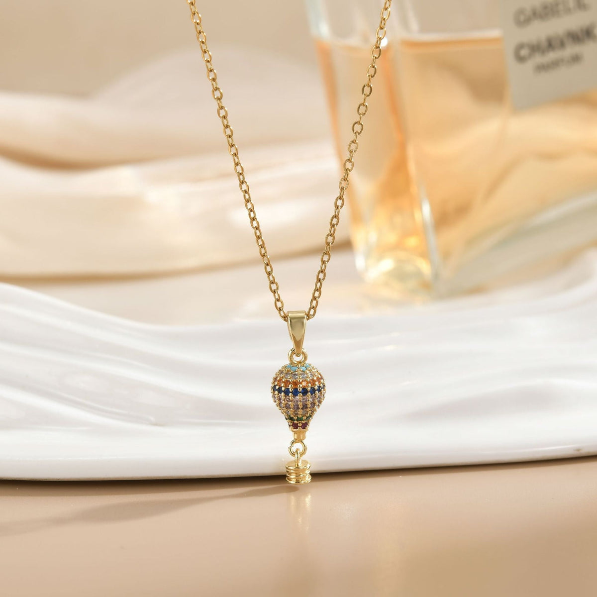 South America Turkey Three-dimensional Hot Air Balloon Female Affordable Luxury Pendants