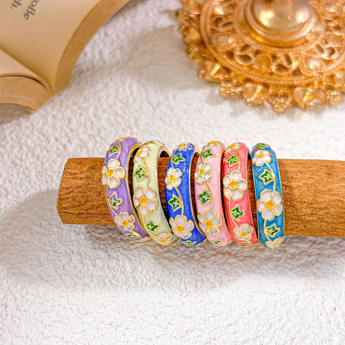 Flower Elegance Retro Fashion Design Sense Exquisite Rings