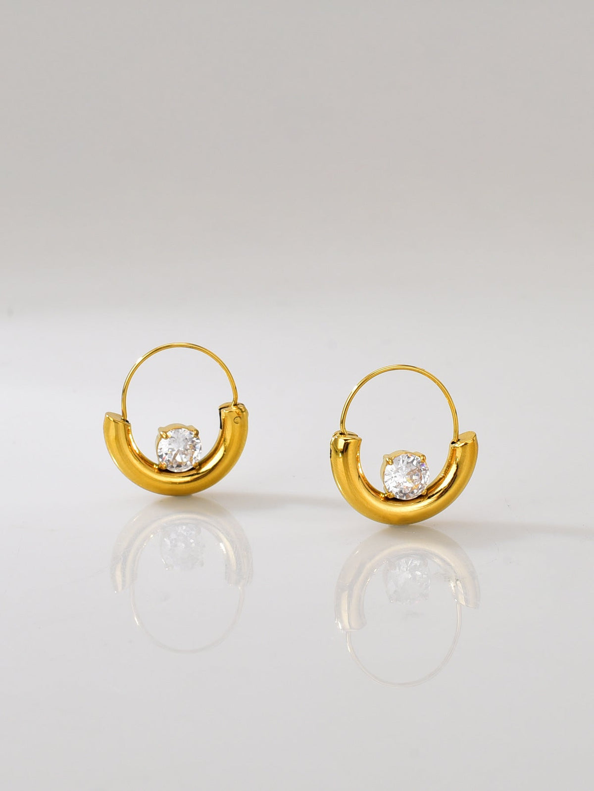 Fashion Gold Stainless White Zircon Design Earrings