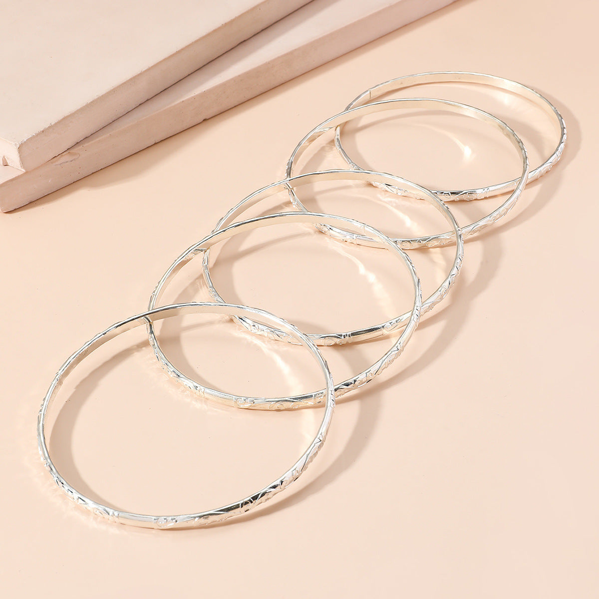 Sier Printing Fashion Personality Affordable Luxury High-grade Bracelets