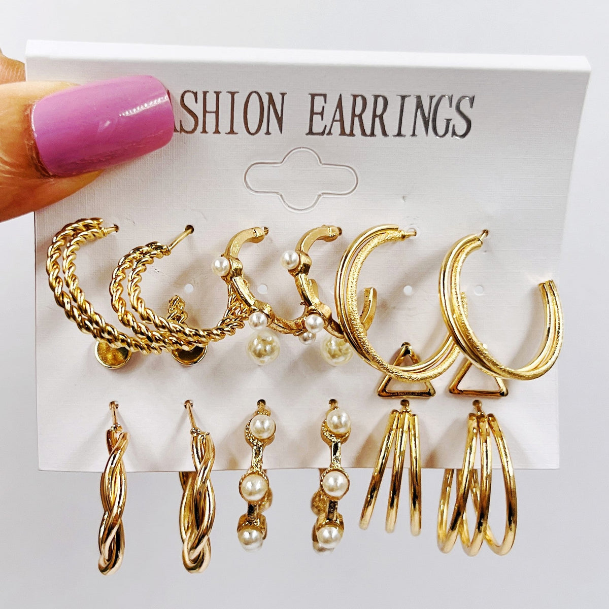 Women's French Retro Circle Pearl For Stud Earrings