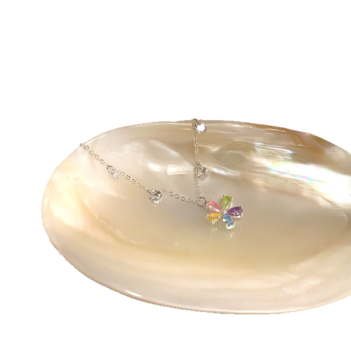 Women's Korean Style Dopamine Color Sparking Zirconium Flower High-grade Clavicle Necklaces