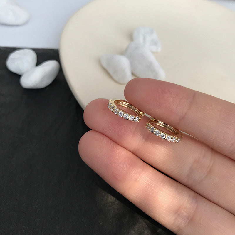 With Fashion Personality Graceful Ear Clip Fresh Earrings