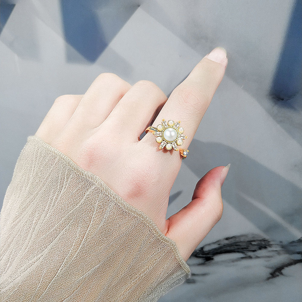 Popular Rotatable Pearl Female Niche Advanced Rings