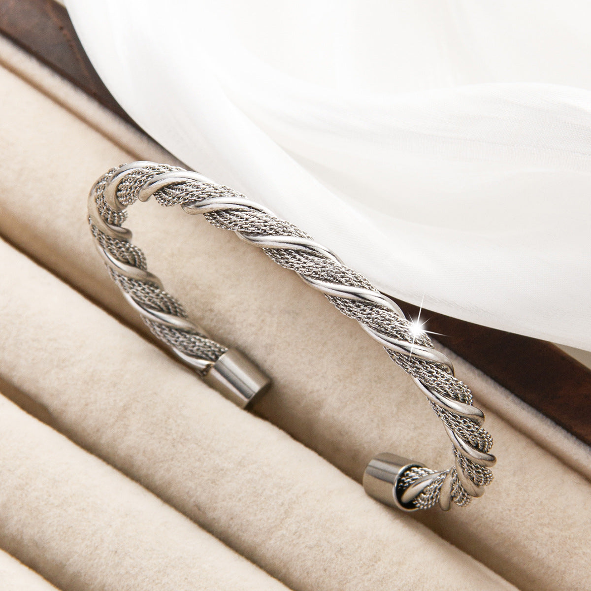 Gold Wire Rope Titanium Steel High-grade Bracelets