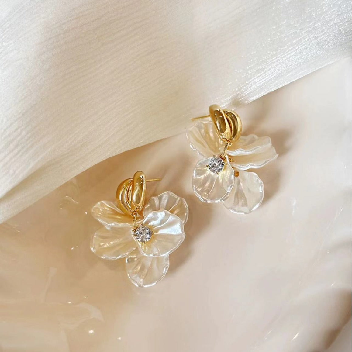 Flower Female Seaside Vacation Dopamine Fashion Temperament Earrings
