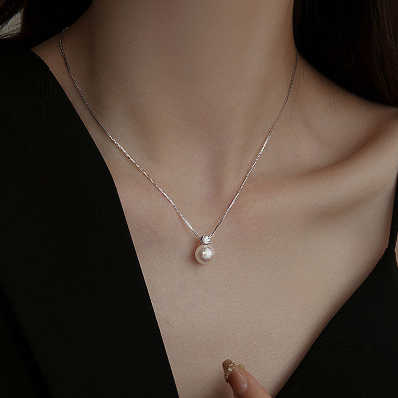Women's Light Shell Pearl Elegant High Sense Joker Clavicle Chain Pendants