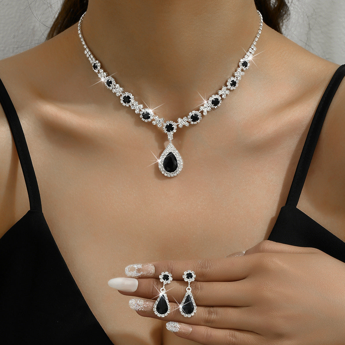 Special Price Fashion High-grade Crystal Gem Necklaces