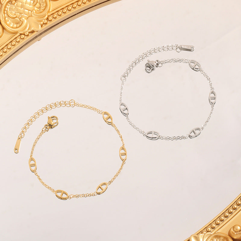 Design Advanced Pig Nose Titanium Steel Female Bracelets