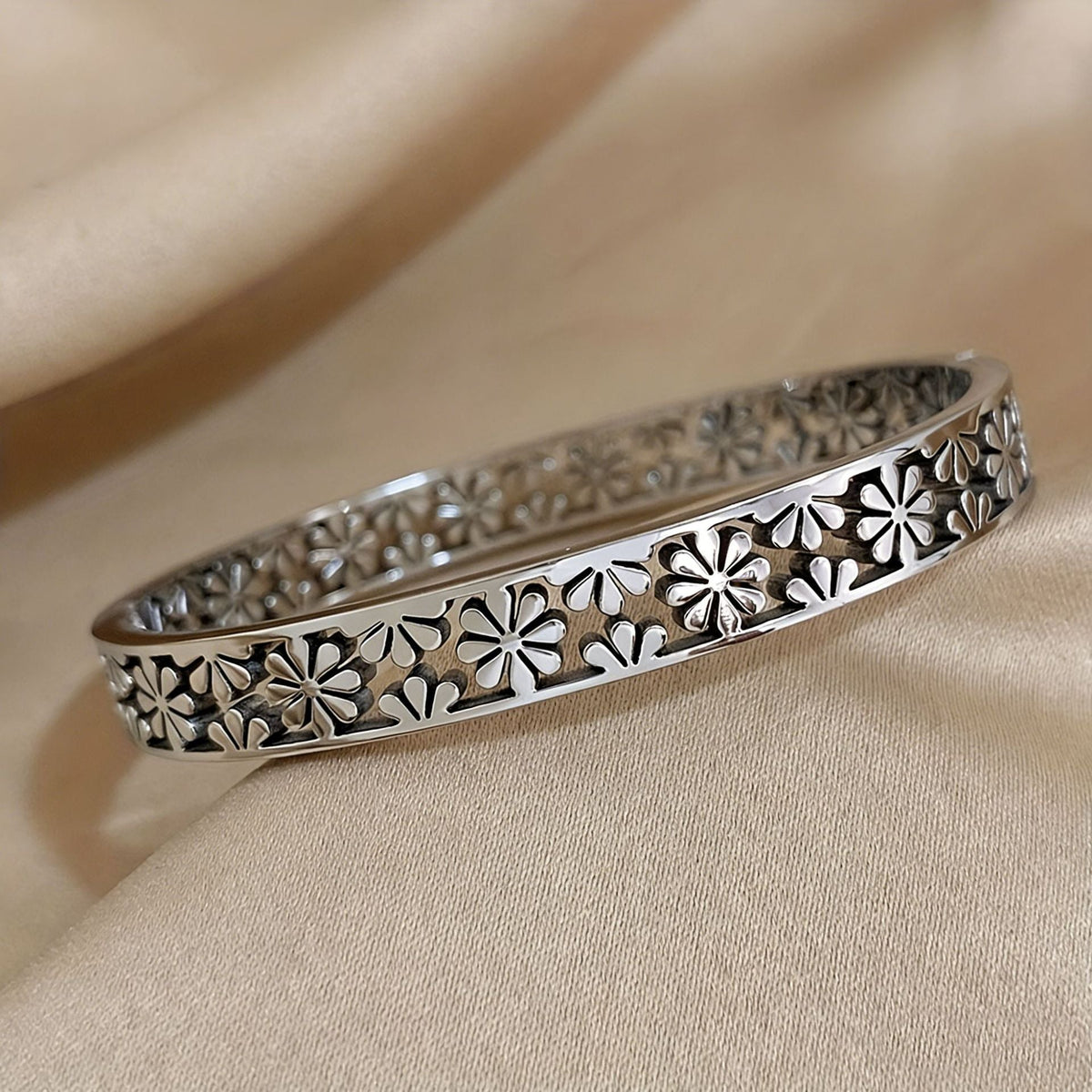Women's Charming Cute Golden Hollow Little Daisy Stainless Steel Open-ended Style Bracelets