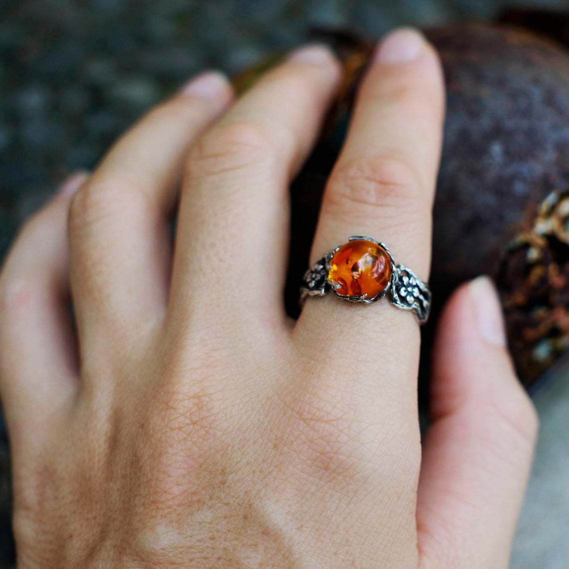 Thai Sier Water Drop Amber Beeswax Inlaid Simple Rings