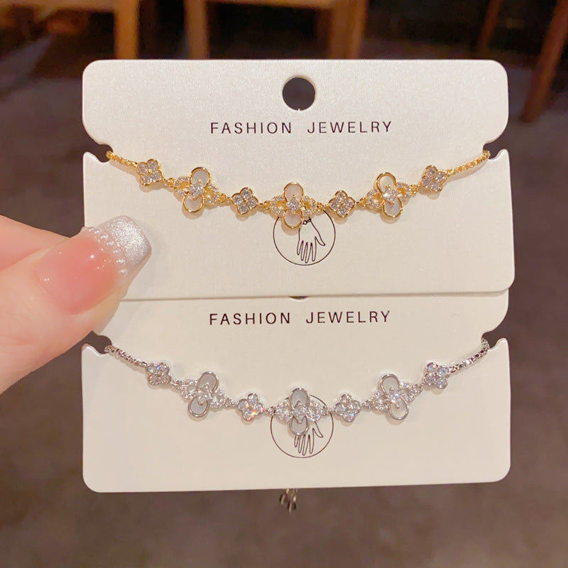 Affordable Luxury Fashion Zircon Four-leaf Flower Pull-out Bracelets
