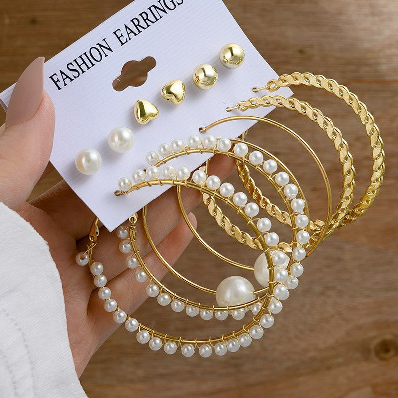 Women's French Retro Circle Pearl For Stud Earrings