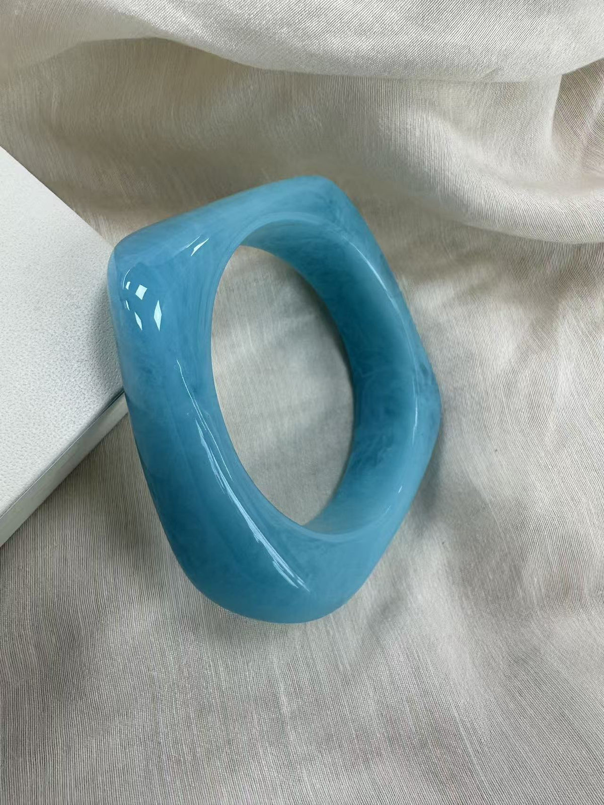 Women's Acetate Niche Irregular Acrylic Wide-brimmed For Design Bracelets
