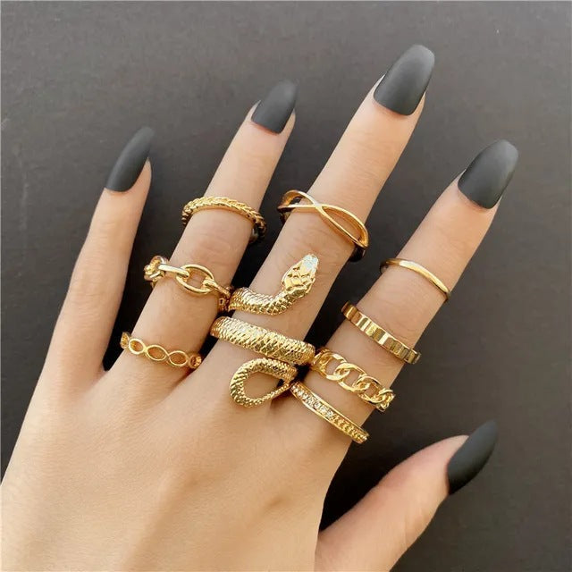 Alloy Chain Vintage Crying Face Poker Hollow Love Ring
