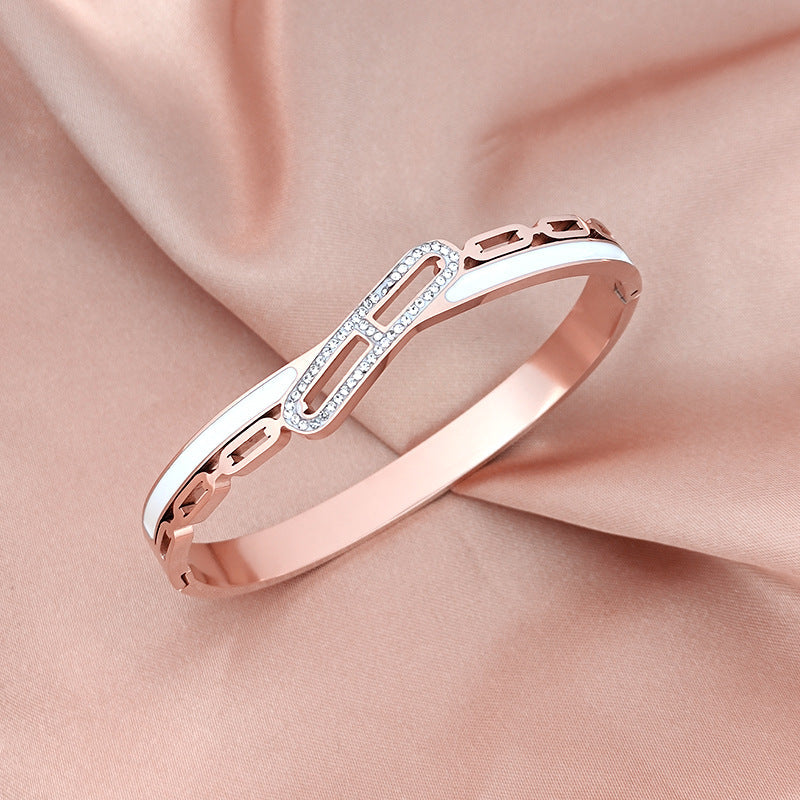 Women's Diamond Letters Buckle Open-ended Design White Shell Simple Bracelet