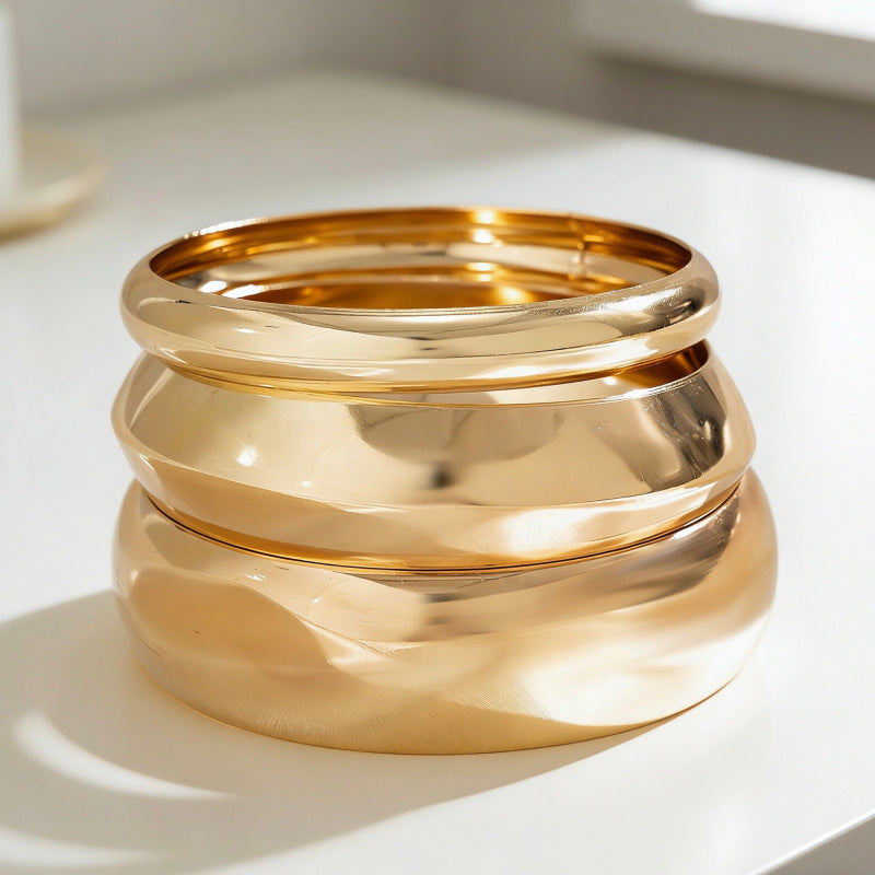 Trendy Exaggerated Metal Texture Glossy Female High Sense Niche Wide Bracelet