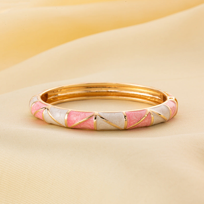 Old Tourist Souvenir Enamel Color Fine Bracelet