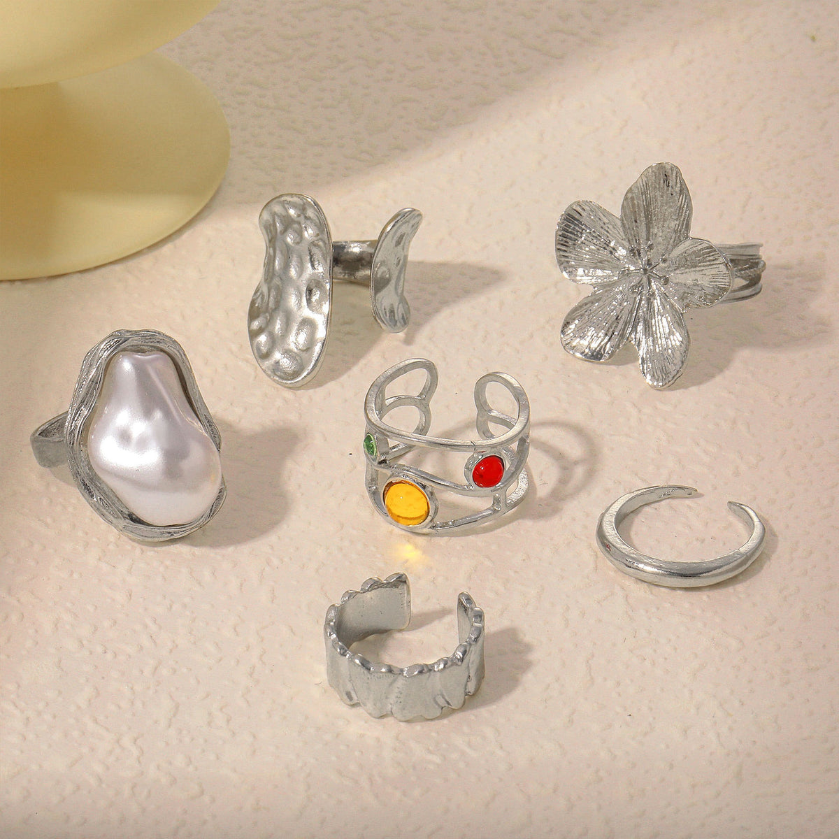 Flower Open Baroque Imitation Pearl Inlaid Rings