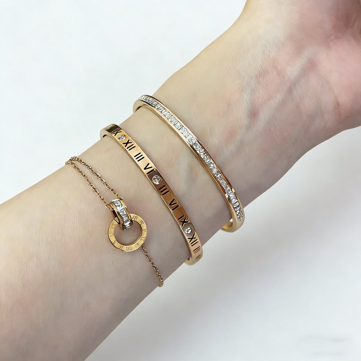 High-grade Gold Titanium Steel Female Couple Simple Light Bracelets