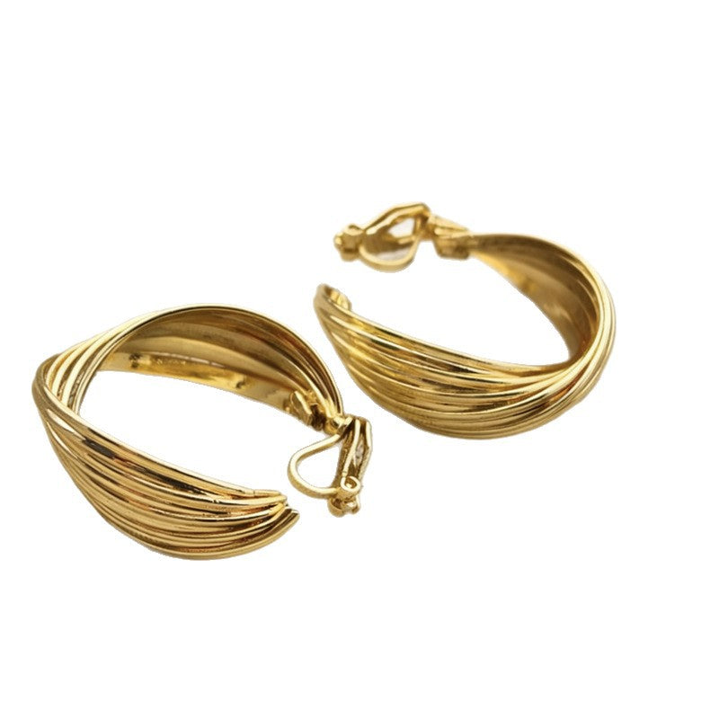 Pierced Exaggerated Geometric Twisted Surface Personalized Ear Clip