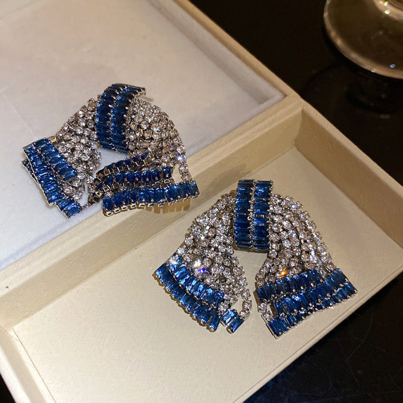 Sier Needle Zircon With Diamond Cross Personality Fashion Refined Grace Earrings