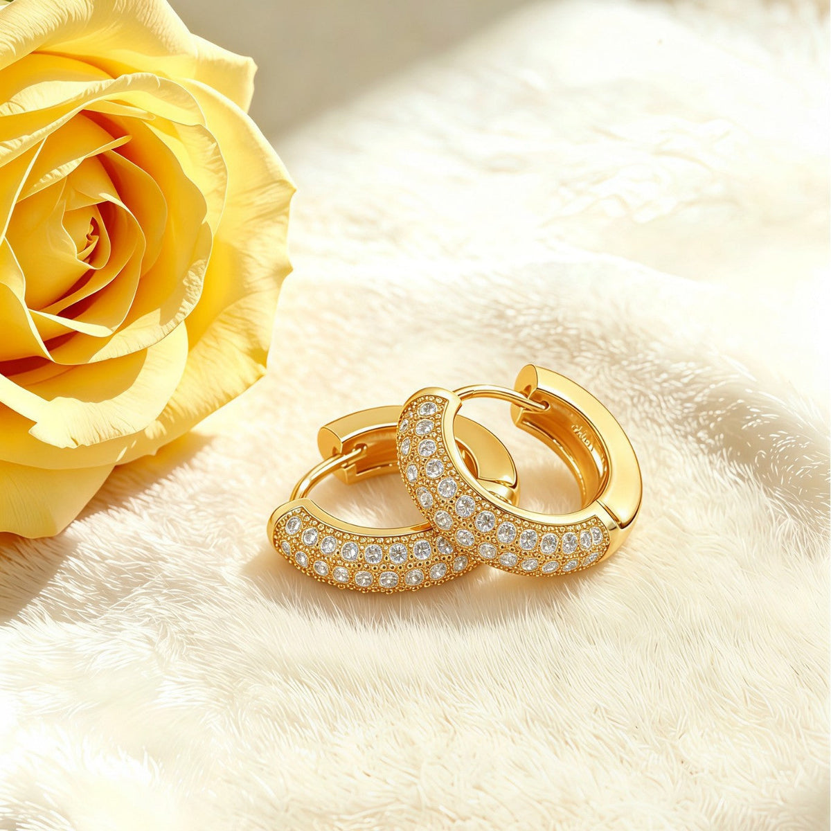 Unique Small Inlaid Zircon Stylish Simple Versatile Light Luxury Everyday Earrings