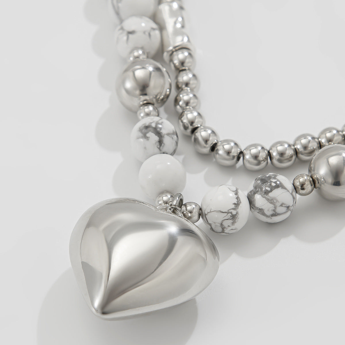 Simple Heart Shaped Suit Hip Hop Cool Metal Beaded Necklaces