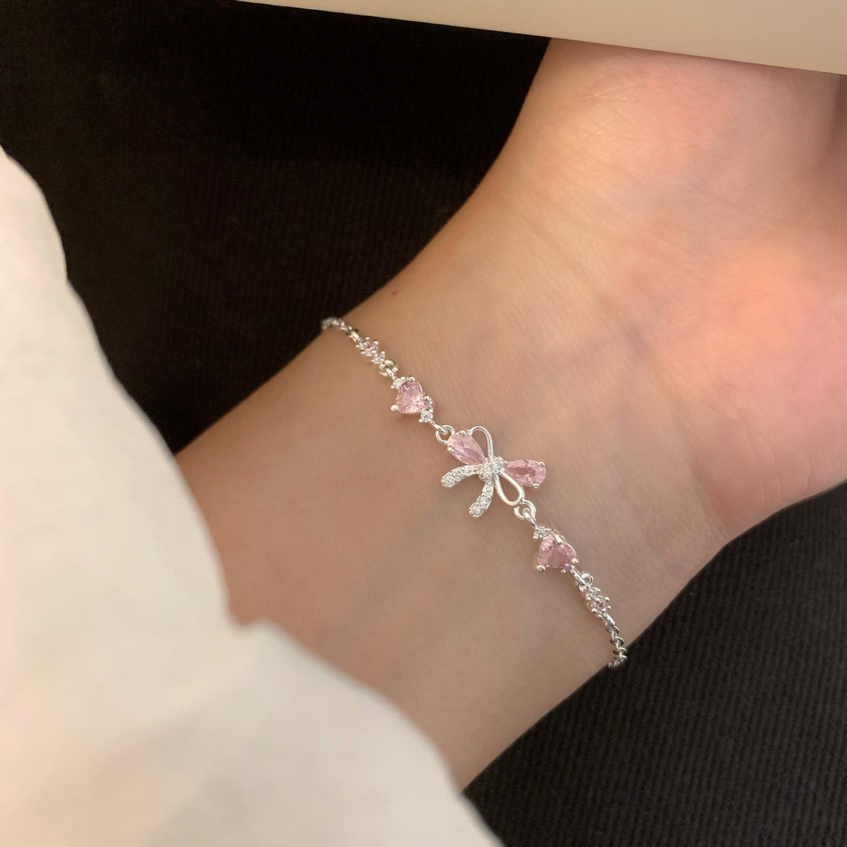 Bow Exquisite Commuter Niche Design Light Luxury Fashion Love Small Bracelet
