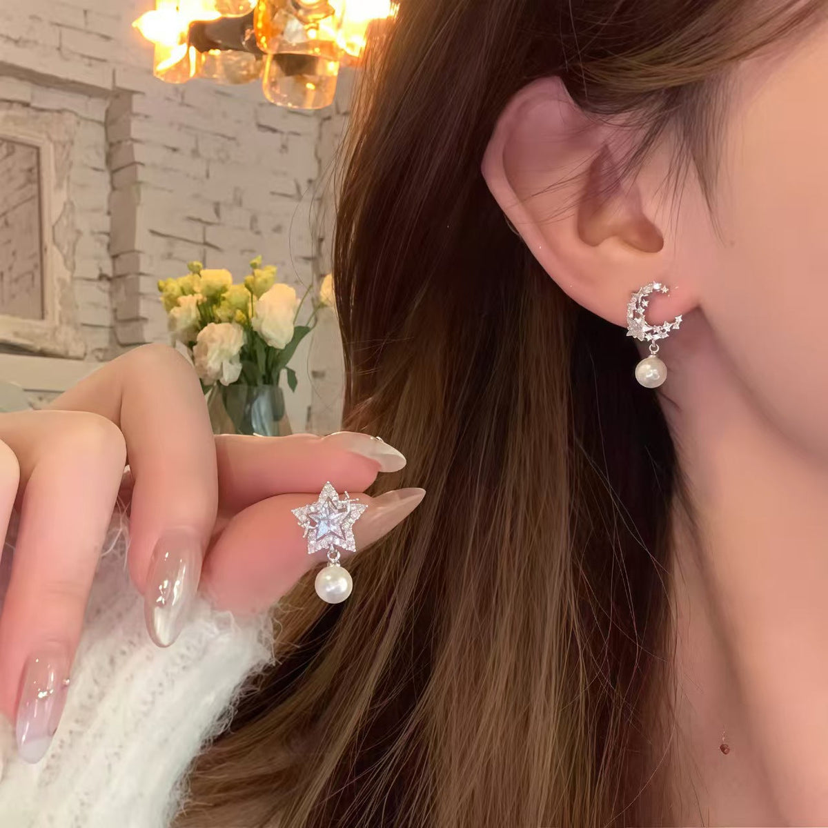 Women's Moon Pearl Asymmetric Light Luxury High-grade Pendants