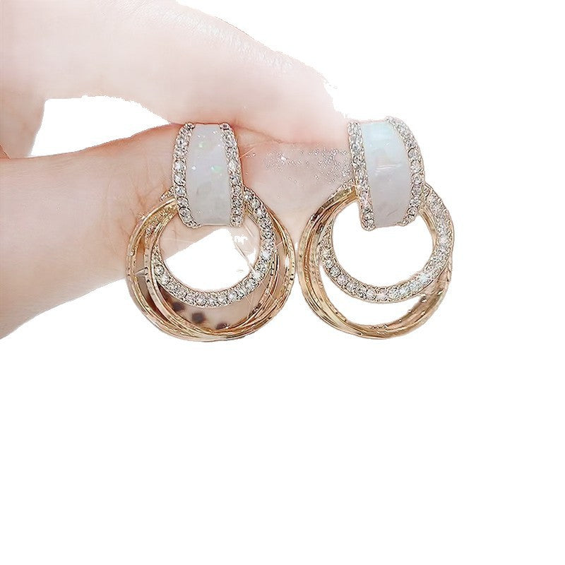 Elegant High-grade Buckle Exquisite Light Luxury Temperament Earrings
