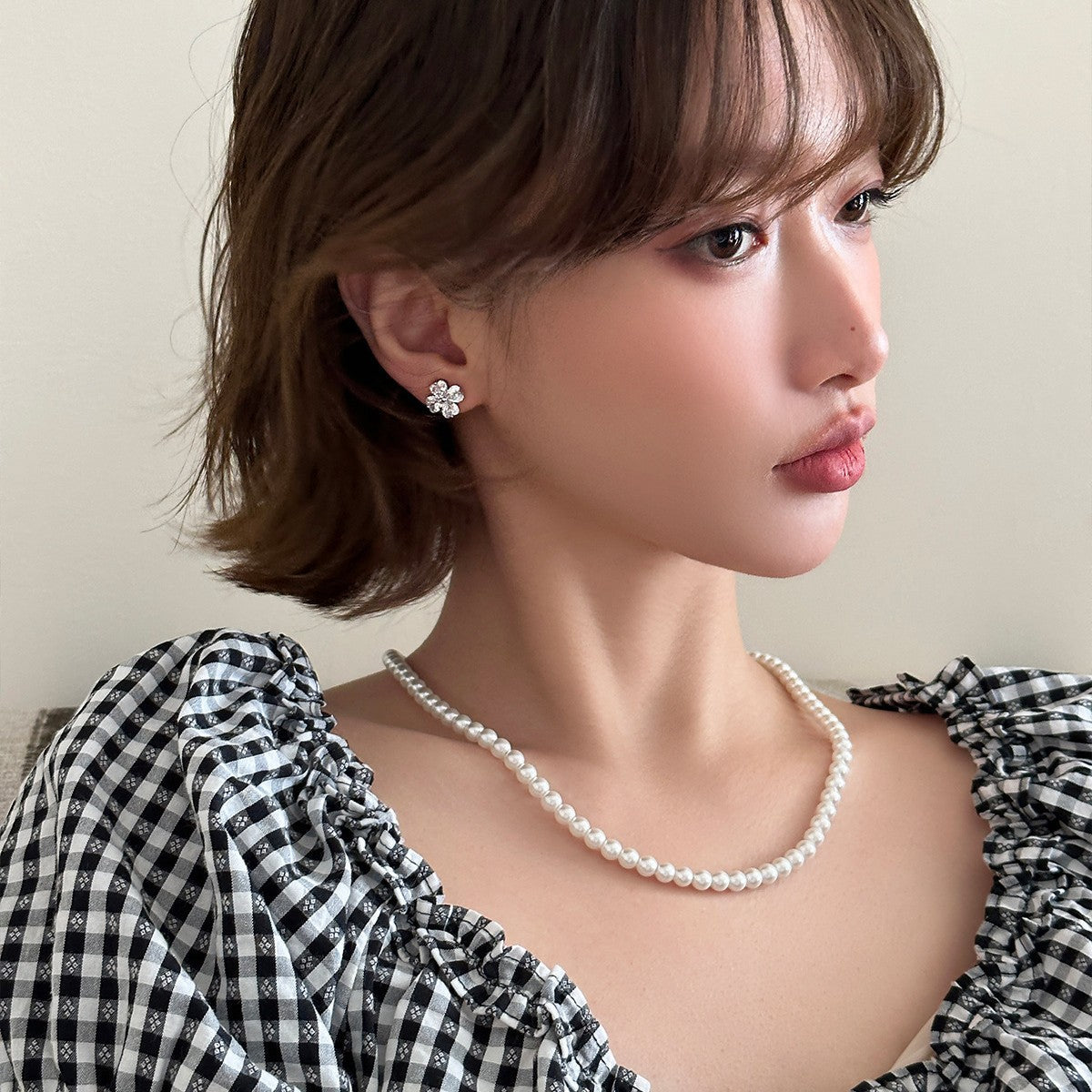 Women's Beautiful Super Flash Zircon Light Luxury High-grade Earrings