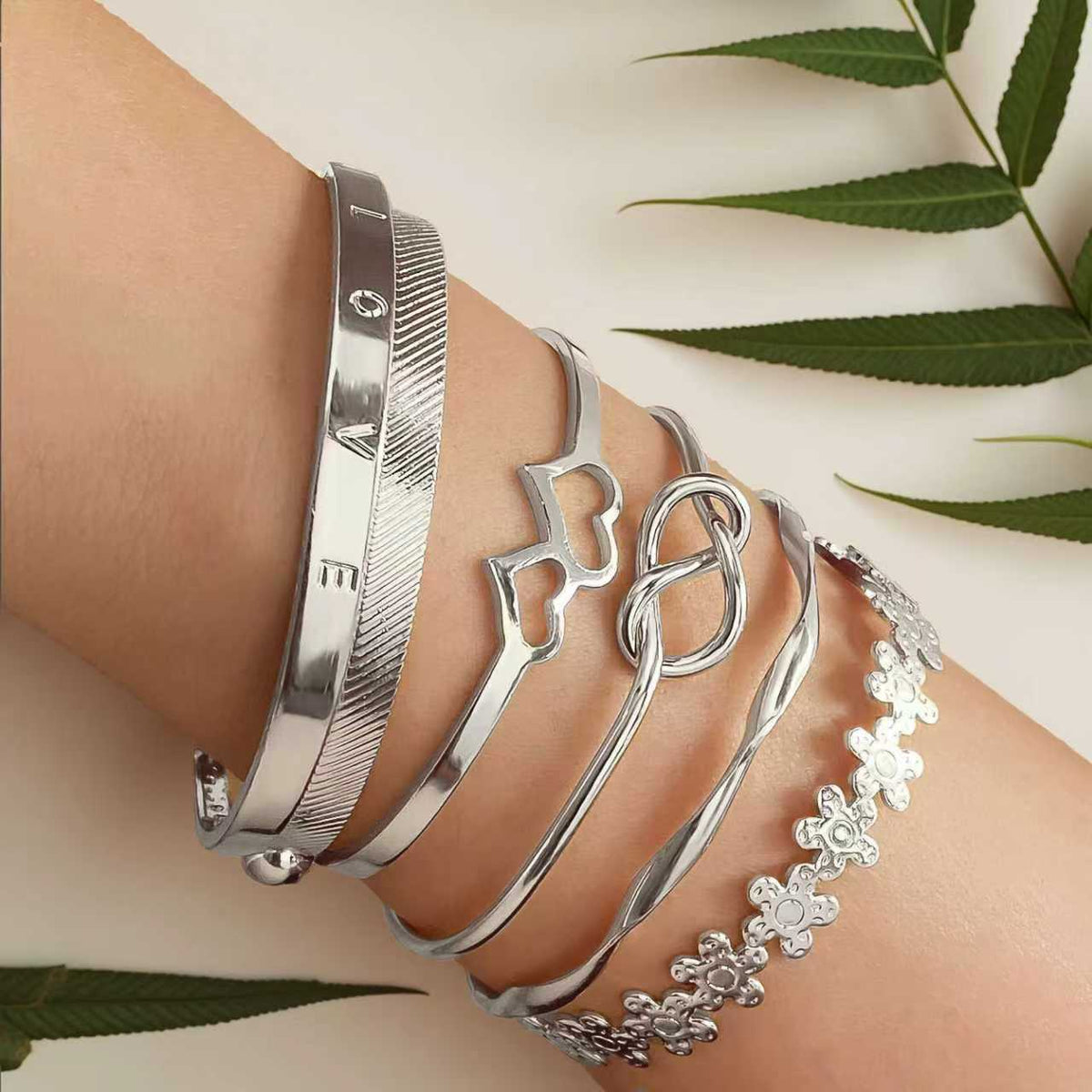 Personality Simple Chain Vintage Stylish Glossy Bracelets