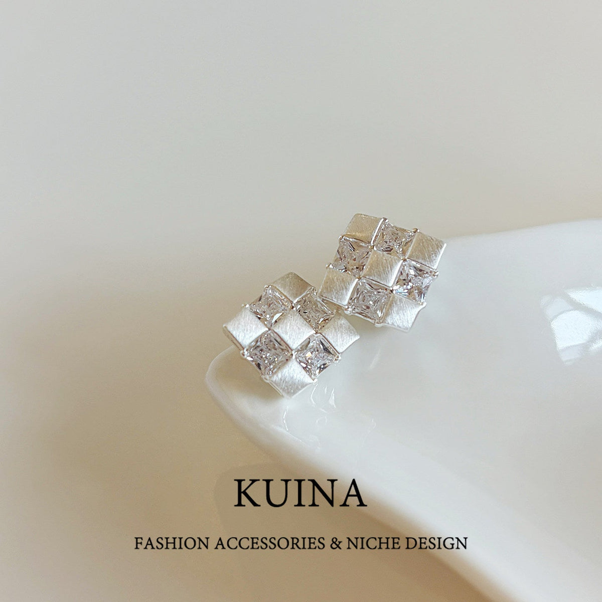 Women's High-grade Sier Mush Ice Square For Light Luxury Simplicity Temperament Rings