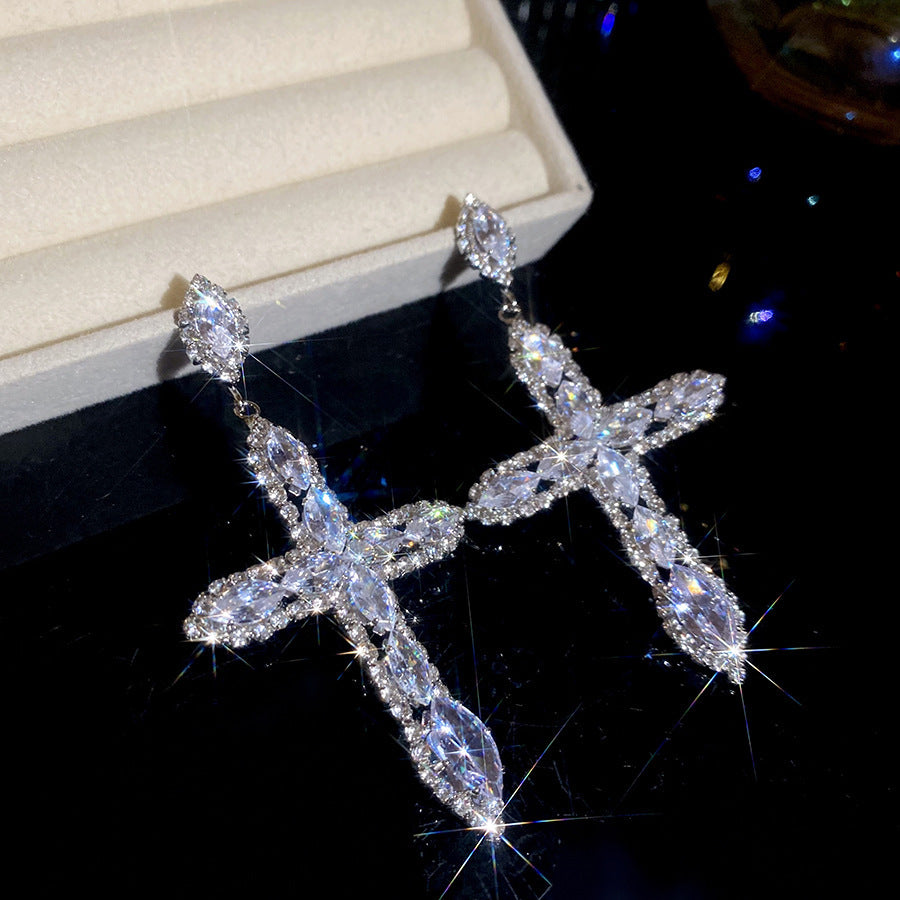 Sier Needle Zircon With Diamond Cross Personality Fashion Refined Grace Earrings