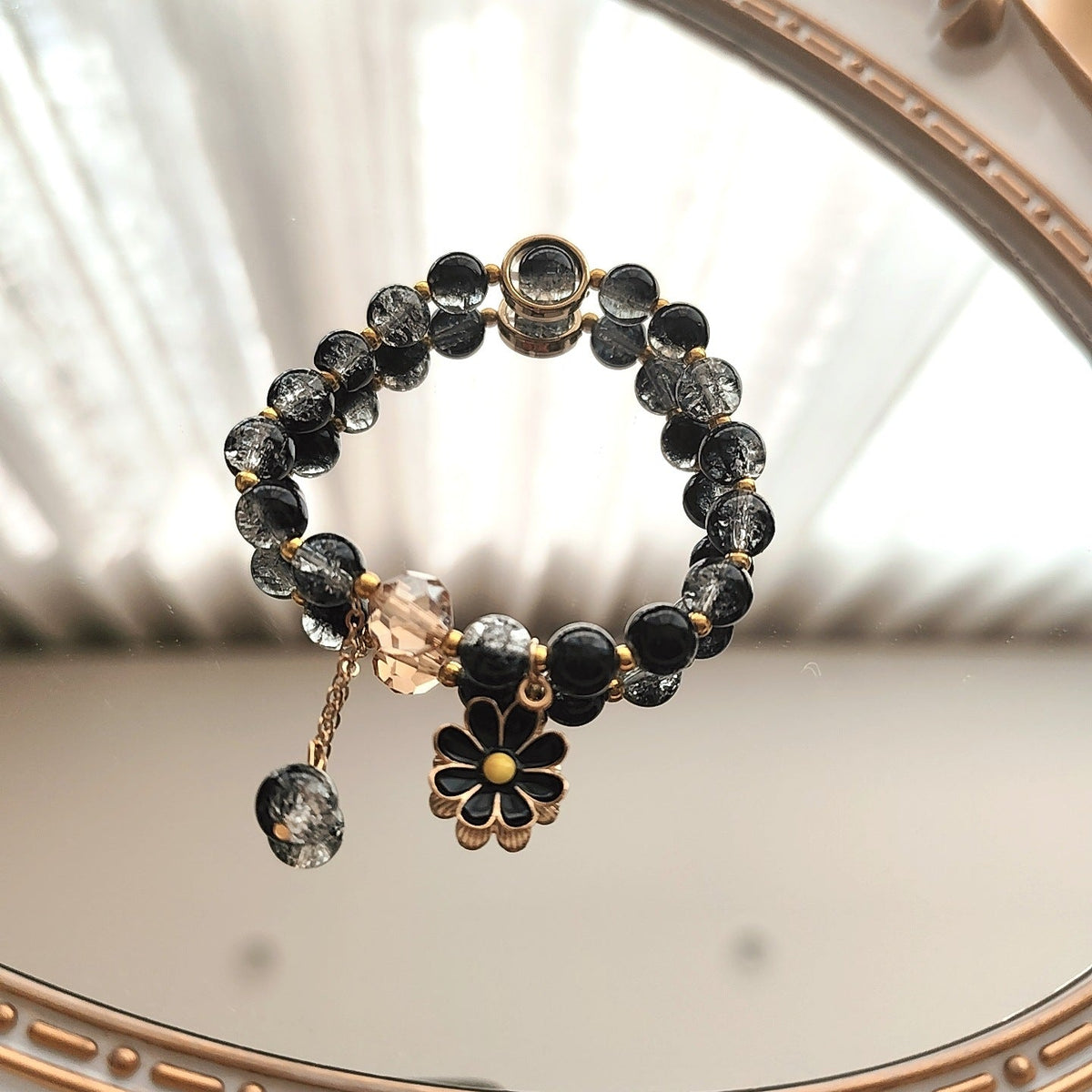 Women's Little Daisy Hot Flower High-grade Crystal Bracelet