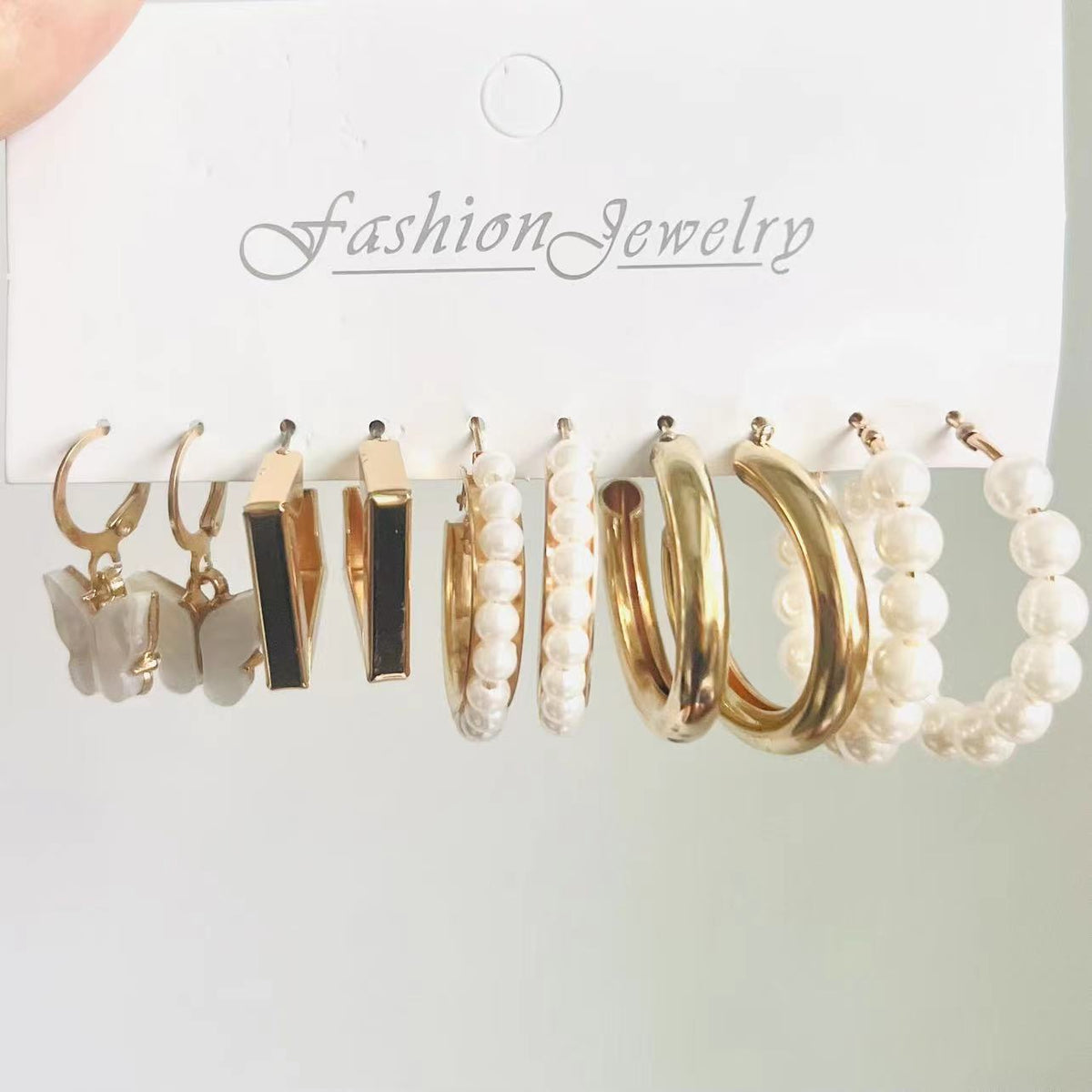Women's French Retro Circle Pearl For Stud Earrings
