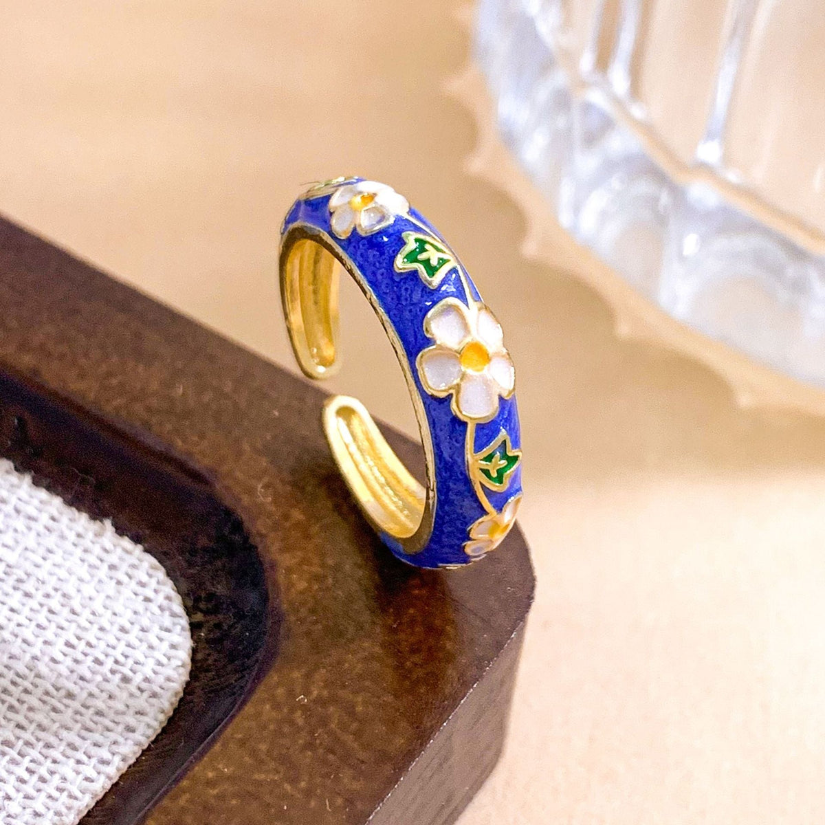 Flower Elegance Retro Fashion Design Sense Exquisite Rings